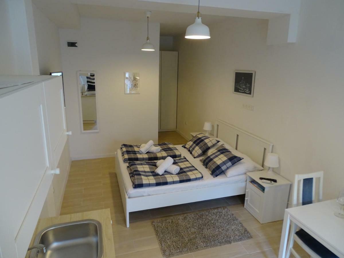 Apartament Job
